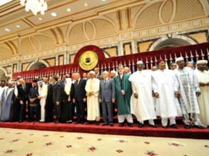 قمة مكة تقرر تعليق عضوية سوريا