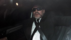 مارادونا "يلاحق" شركتين في الصين