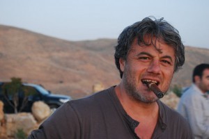 ﻣﺻﺎدر ﺧﻠﯾﺟﯾﺔ ﺗﺣﺳم : اﻟﺿﺎﺑط طﻼس ﺑﻼ ظﮭر ﺑﻌد ﺗﺧﻠﻲ اﻟﺳﻌودﯾﺔ وﻋدم إﻗﺗﻧﺎع ﻗطر