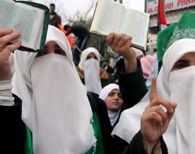 نشر رسم مسيء للنبي محمد امام مسجد في برلين