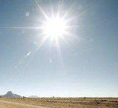 طقس حار اليوم ومعتدل غدا