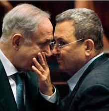 سفير أمريكي سابق: نتنياهو وباراك يخدعان واشنطن