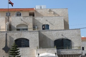 سفارة الاسد في عمان: "الصهيووهابية" تخطط لتوريط الاردن في سوريا