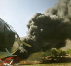 اسقاط احدى مروحيات الاسد فوق دمشق ..فيديو