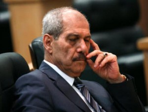 حكومه ضعيفه ... والطراونه آخر من يعلم