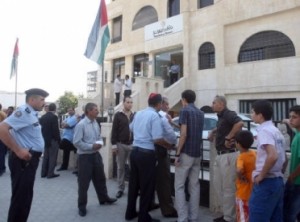 فوضى في ديوان المظالم على خلفية توقيف مستشار عن العمل