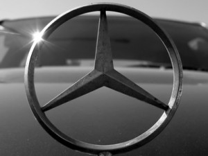 الذهبي يوضح قضيتي المرسيدس والنصف مليون