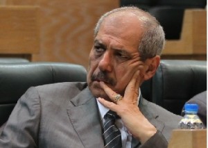 أنباء غير مؤكدة عن تكليف القيسي بتشكيل الحكومة المقبلة