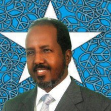 نجاة الرئيس الصومالي الجديد من انفجارين