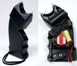 احباط تهريب 859 صاعقة كهربائية