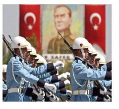 اعتقال نائب رئيس الأركان التركى بشبهة التجسس