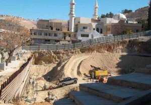 الطفيلة : إخلاء منازل بعد انهيار جدار استنادي