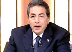 محمود سعد لـ"مرسي": أنت تخرق القانون بـ"لعبك السياسة" في المساجد ... فيديو