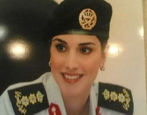 الملكة رانيا كما لم تشاهدوها من قبل..صور