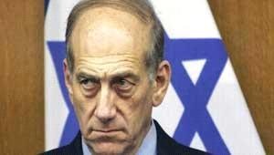 الحكم بسجن اولمرت عاماً مع وقف التنفيذ