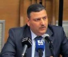 حجاب"قررت الانشقاق بعد لقاء القصر"