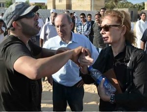 بالصور.. تشييع جثمان أحمد رمزي بحضور فنان واحد فقط