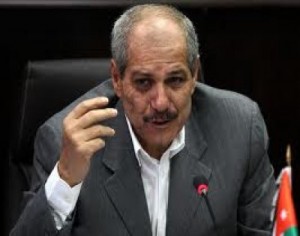 مصدر في القصر الملكي : الطراونة وضع إستقالته قبل سفر الملك الى نيويورك