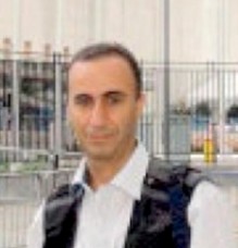 مصوّر أحمدي نجاد ينشق ويطلب اللجوء السياسي بأمريكا