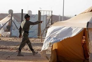 فوضى في الزعتري واخلاء المخيم من المنظمات الدولية..فيديو