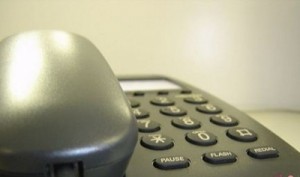 بدأت استعدادات "المستوزرين" لتلقي اتصالات هاتفية من رئيس الوزراء الجديد