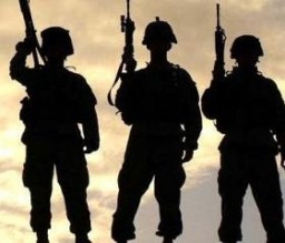 قوة خاصة أميركية بالأردن تحضّر لسيناريوهات فقدان السيطرة على أسلحة سوريا