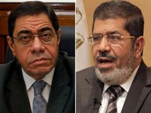 مرسي يقيل النائب العام بعد تبرئة متهمي موقعة الجمل
