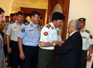 الحكومة تتقبل التهاني بالثقة الملكية - صور