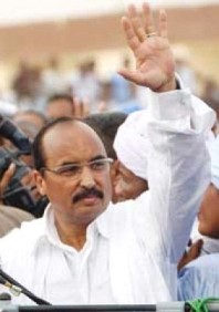 الرئيس الموريتاني اصيب ب "نيران صديقة" من الجيش