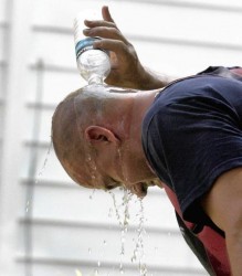 الثلاثاء : طقس حار