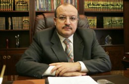 توقيع إتفاقية لتسوية مديونية مجمع "الشرق الاوسط" والبنوك الدائنة