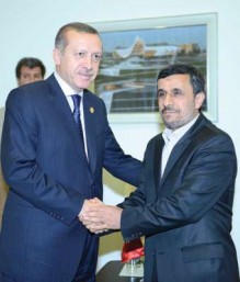 لقاء مفاجئ بين أردوغان و نجاد في أذربيجان