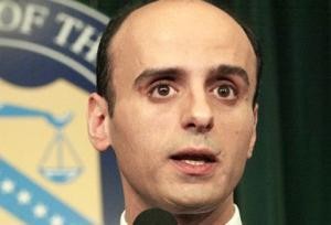 ورطة لم تخطر على بال طهران: إيراني يقر بمحاولة اغتيال السفير السعودي