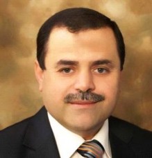 ابو غنيمة رئيساً لمجلس النقباء والقدومي غادر للعلاج