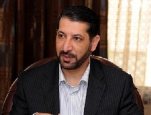 مجهولون يضرمون النار بسيارة القضاة