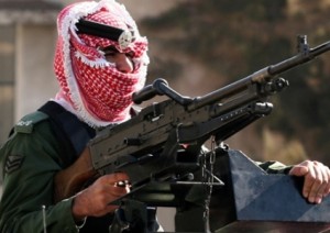 قوات البادية تداهم مزرعة وتضبط خمسة اشخاص