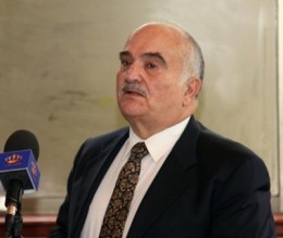 الحسن: الملكية الدستورية كلمة حق يراد بها باطل