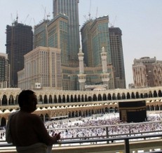 السعودية تدمر الإرث الإسلامي في مكة والمدينة وتستبدل منزل السيده خديجة بمراحيض للعموم