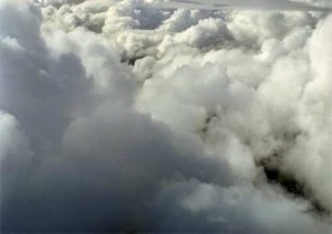 المنخفض الجوي يزيد تأثيره على المملكة الأحد