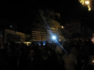 اشتباكات وغاز مسيل للدموع قرب منزل النسور في السلط