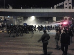 الدرك يفض اعتصام الداخلية بالقوة ويعتقل عدد من المتظاهرين ..