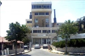 النقابات تتوقف عن العمل ساعتين