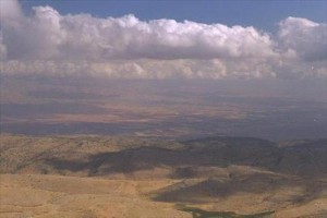 الاثنين : أجواء خريفية وفرصة هطول زخات من المطر