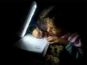 136 شهيدا في غزة ومقتل 5 اسرائيليين