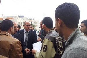 "العلوم الاسلامية"تفض اعتصاما لمحتجين على زيارة المعايطة