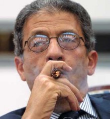 عبد الباري عطوان يكشف فضيحة بطلها...عمرو موسى...!!