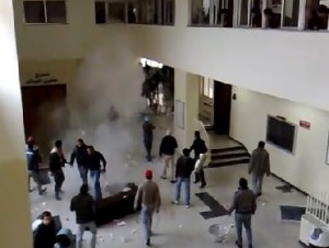 الدرك يلقي القبض على عدد من مشاركين في مشاجرة طلابية امام كلية المجتمع العربي