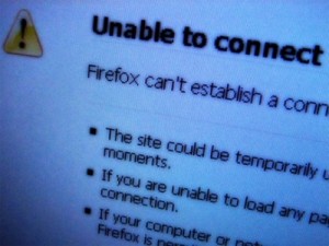 اشتباكات عنيفة بمحيط مطار دمشق الدولي وقطع الإنترنت عن معظم سوريا