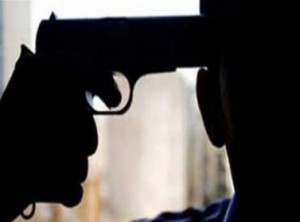 عشريني يطلق النار على نفسه في دابوق