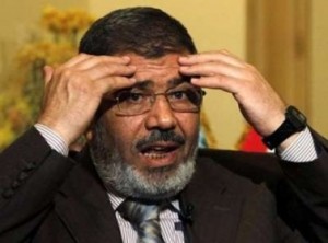 مرسي يوقف قانون الضرائب الجديد في مصر